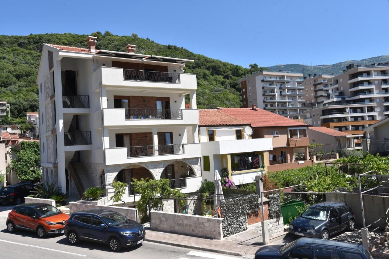 Buba Guest House Budva Eksteriør billede